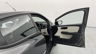 Used 2022 Tata Altroz XM Plus 1.2 Petrol Manual interior RIGHT FRONT DOOR OPEN VIEW