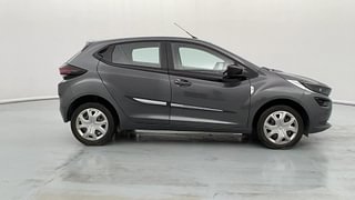 Used 2022 Tata Altroz XM Plus 1.2 Petrol Manual exterior RIGHT SIDE VIEW