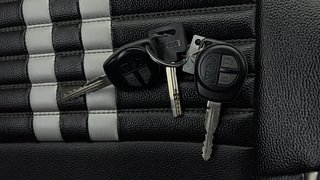 Used 2020 Maruti Suzuki Swift [2017-2021] VXi Petrol Manual extra CAR KEY VIEW