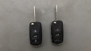 Used 2017 Volkswagen Ameo [2016-2017] Highline 1.5L AT (D) Diesel Automatic extra CAR KEY VIEW
