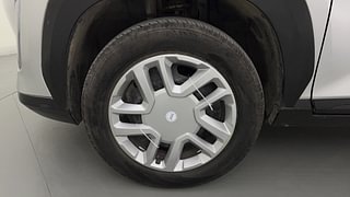 Used 2023 Nissan Magnite XE Petrol Manual tyres LEFT FRONT TYRE RIM VIEW
