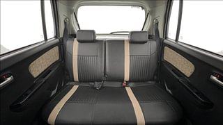 Used 2018 Maruti Suzuki Wagon R 1.0 [2015-2019] VXI AMT Petrol Automatic interior REAR SEAT CONDITION VIEW