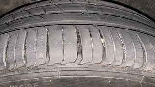 Used 2018 Hyundai Verna [2017-2020] 1.4 VTVT EX Petrol Manual tyres RIGHT REAR TYRE TREAD VIEW