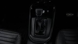 Used 2021 Kia Sonet GTX Plus 1.5 AT Diesel Automatic interior GEAR  KNOB VIEW