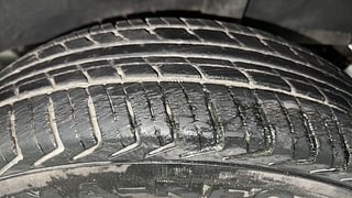 Used 2016 Renault Kwid [2015-2019] RXT Petrol Manual tyres LEFT REAR TYRE TREAD VIEW
