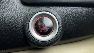 Used 2022 Honda Amaze 1.2 VX CVT i-VTEC Petrol Automatic top_features Keyless start