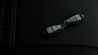 Used 2018 Maruti Suzuki Baleno [2015-2019] Zeta AT Petrol Petrol Automatic extra CAR KEY VIEW