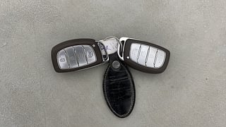 Used 2021 Hyundai New i20 Asta 1.0 Turbo DCT Petrol Automatic extra CAR KEY VIEW