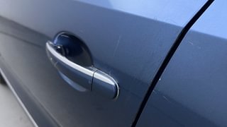 Used 2017 Volkswagen Ameo [2016-2017] Highline 1.5L AT (D) Diesel Automatic dents MINOR SCRATCH