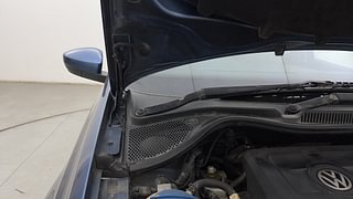 Used 2017 Volkswagen Ameo [2016-2017] Highline 1.5L AT (D) Diesel Automatic engine ENGINE RIGHT SIDE HINGE & APRON VIEW