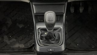 Used 2021 Tata Altroz XE 1.2 Petrol Manual interior GEAR  KNOB VIEW