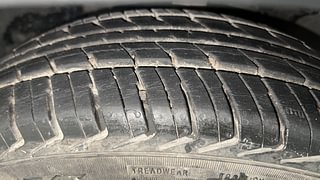 Used 2016 Renault Kwid [2015-2019] RXT Petrol Manual tyres LEFT FRONT TYRE TREAD VIEW