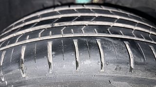 Used 2022 Honda City VX Petrol Manual tyres RIGHT FRONT TYRE TREAD VIEW