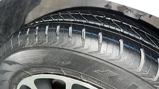 Used 2018 Hyundai Grand i10 [2017-2020] Asta 1.2 CRDi Diesel Manual tyres RIGHT FRONT TYRE TREAD VIEW
