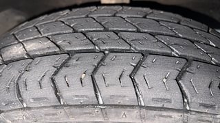 Used 2012 Maruti Suzuki Eeco 5 STR WITH A/C+HTR Petrol Manual tyres RIGHT FRONT TYRE TREAD VIEW