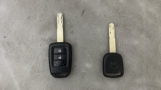 Used 2018 honda Amaze 1.2 S i-VTEC Petrol Manual extra CAR KEY VIEW
