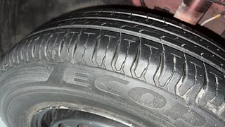 Used 2021 Tata Altroz XE 1.2 Petrol Manual tyres LEFT FRONT TYRE TREAD VIEW