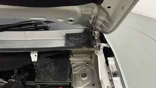 Used 2016 Renault Kwid [2015-2019] RXT Petrol Manual engine ENGINE LEFT SIDE HINGE & APRON VIEW