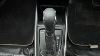Used 2020 Toyota Glanza [2019-2022] G CVT Petrol Automatic interior GEAR  KNOB VIEW