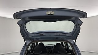 Used 2016 Hyundai Grand i10 [2013-2017] Asta 1.2 Kappa VTVT Petrol Manual interior DICKY DOOR OPEN VIEW