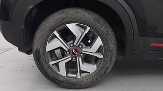 Used 2021 Kia Sonet GTX Plus 1.5 AT Diesel Automatic tyres RIGHT REAR TYRE RIM VIEW