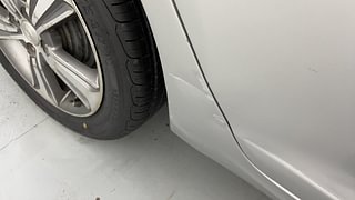 Used 2017 Hyundai Verna [2017-2020] 1.6 VTVT SX Petrol Manual dents MINOR DENT