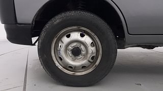 Used 2018 Maruti Suzuki Eeco 7 STR Petrol Manual tyres LEFT FRONT TYRE RIM VIEW