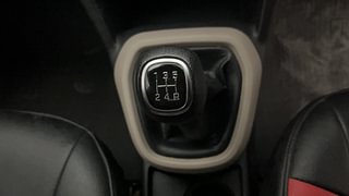 Used 2018 Hyundai Grand i10 [2017-2020] Asta 1.2 Kappa VTVT Petrol Manual interior GEAR  KNOB VIEW