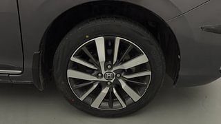 Used 2022 Honda City VX Petrol Manual tyres RIGHT FRONT TYRE RIM VIEW