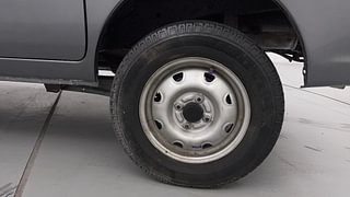 Used 2018 Maruti Suzuki Eeco 7 STR Petrol Manual tyres LEFT REAR TYRE RIM VIEW