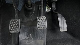 Used 2021 Maruti Suzuki Wagon R 1.2 [2019-2022] ZXI Petrol Manual interior PEDALS VIEW