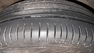 Used 2018 Hyundai Elite i20 [2017-2018] Magna Executive 1.2 Petrol Manual tyres RIGHT FRONT TYRE TREAD VIEW