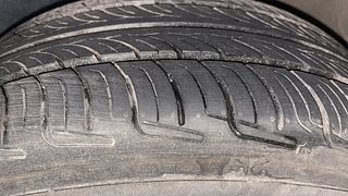 Used 2016 volkswagen Vento 1.2L Highline Petrol AT Petrol Automatic tyres LEFT FRONT TYRE TREAD VIEW