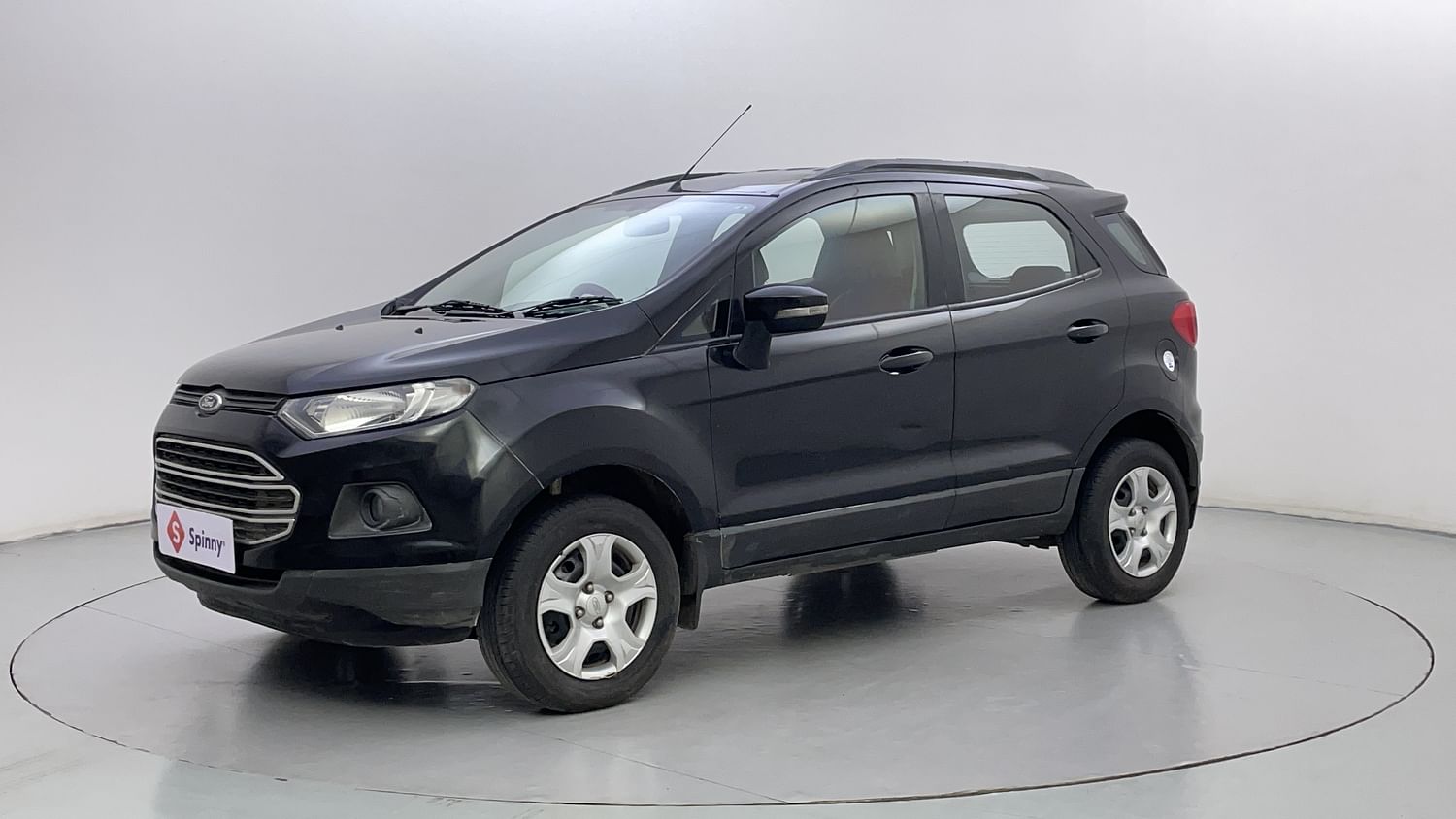 LEFT FRONT CORNER VIEW