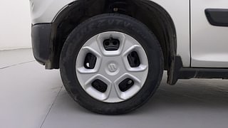 Used 2019 Maruti Suzuki S-Presso VXI AMT Petrol Automatic tyres LEFT FRONT TYRE RIM VIEW