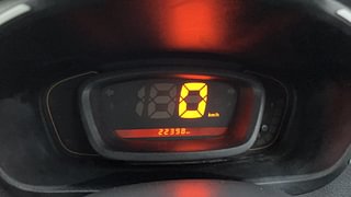 Used 2016 Renault Kwid [2015-2019] RXL Petrol Manual interior CLUSTERMETER VIEW