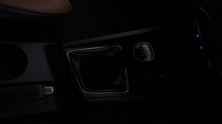 Used 2018 Hyundai Elite i20 [2017-2018] Magna Executive 1.2 Petrol Manual interior GEAR  KNOB VIEW