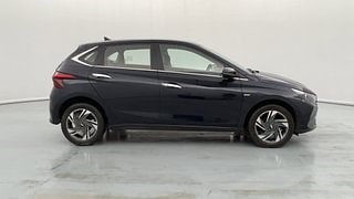 Used 2021 Hyundai New i20 Asta 1.0 Turbo DCT Petrol Automatic exterior RIGHT SIDE VIEW
