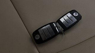 Used 2021 Kia Sonet HTX 1.0 iMT Petrol Manual extra CAR KEY VIEW