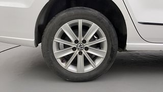Used 2016 volkswagen Vento 1.2L Highline Petrol AT Petrol Automatic tyres RIGHT REAR TYRE RIM VIEW