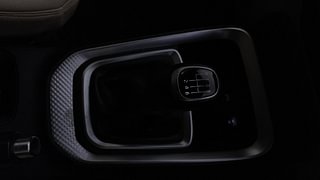Used 2021 Kia Sonet HTX 1.0 iMT Petrol Manual interior GEAR  KNOB VIEW