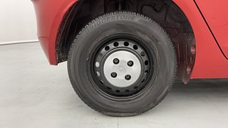 Used 2021 Tata Altroz XE 1.2 Petrol Manual tyres RIGHT REAR TYRE RIM VIEW