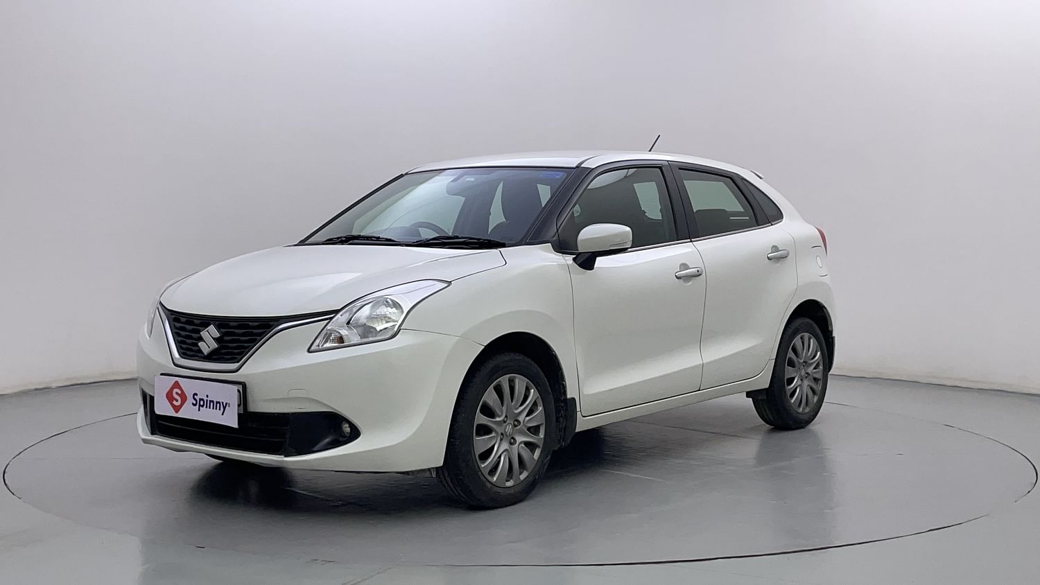 LEFT FRONT CORNER VIEW