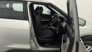 Used 2023 Nissan Magnite XE Petrol Manual interior RIGHT SIDE FRONT DOOR CABIN VIEW