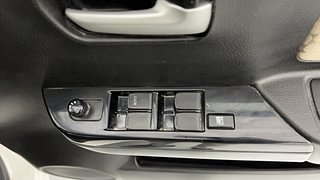 Used 2018 Maruti Suzuki Wagon R 1.0 [2015-2019] VXI AMT Petrol Automatic top_features Power windows