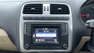 Used 2017 Volkswagen Ameo [2016-2017] Highline 1.5L AT (D) Diesel Automatic top_features Integrated (in-dash) music system