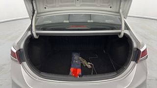 Used 2017 Hyundai Verna [2017-2020] 1.6 VTVT SX Petrol Manual interior DICKY INSIDE VIEW