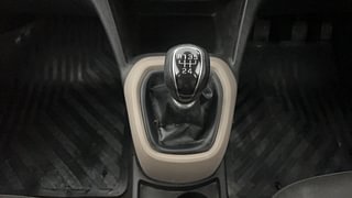 Used 2018 Hyundai Grand i10 [2017-2020] Asta 1.2 CRDi Diesel Manual interior GEAR  KNOB VIEW