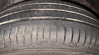 Used 2018 Hyundai Elite i20 [2017-2018] Magna Executive 1.2 Petrol Manual tyres RIGHT REAR TYRE TREAD VIEW