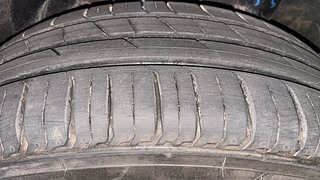 Used 2018 Hyundai Verna [2017-2020] 1.4 VTVT EX Petrol Manual tyres LEFT REAR TYRE TREAD VIEW